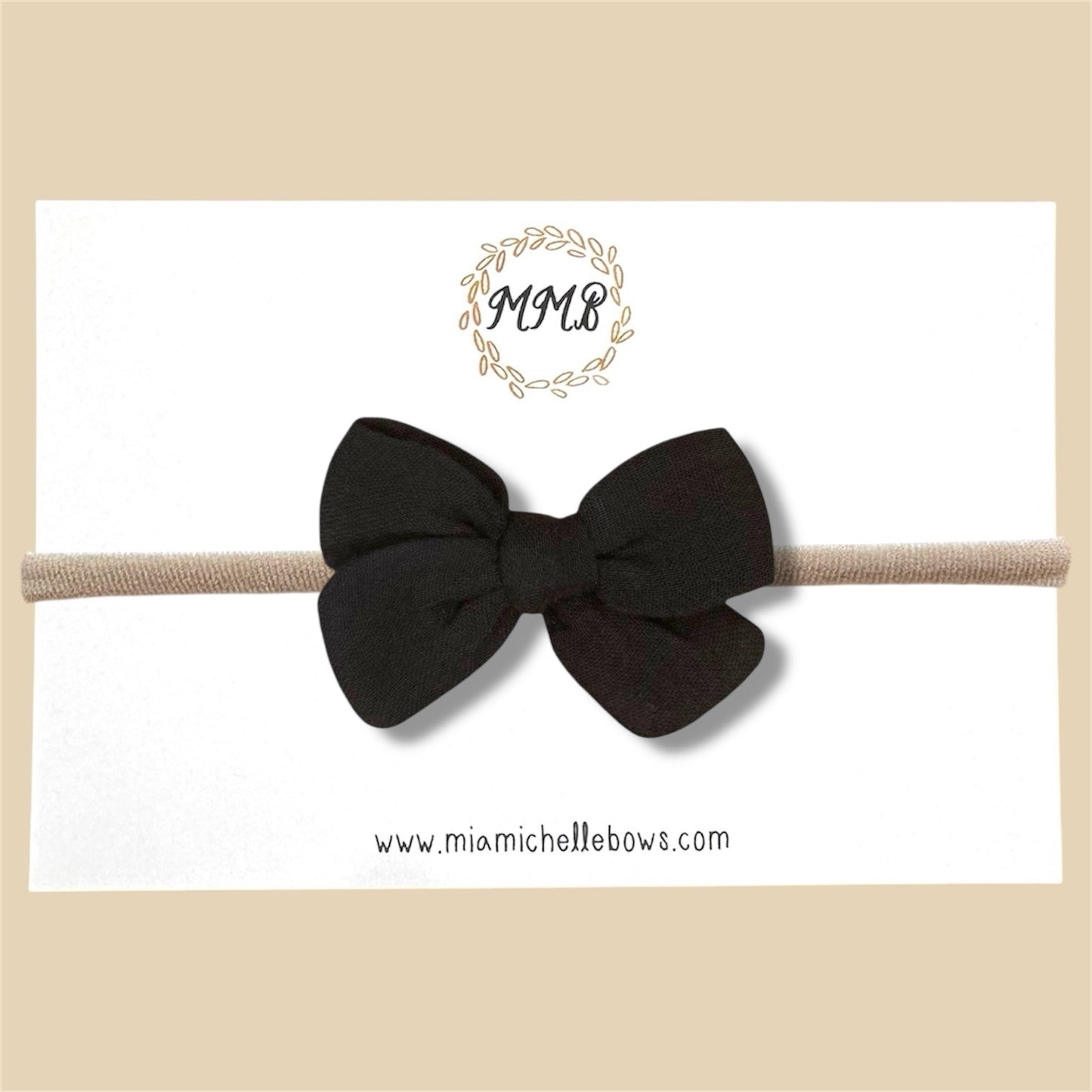 Hand-tied Gauze Bow in Black