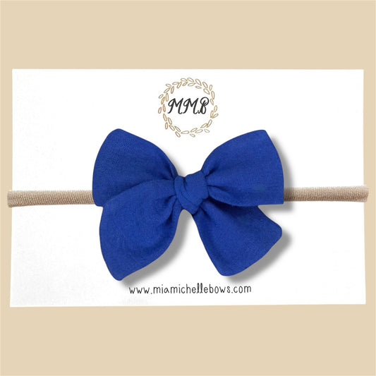 Hand-tied Gauze Bow in Blue