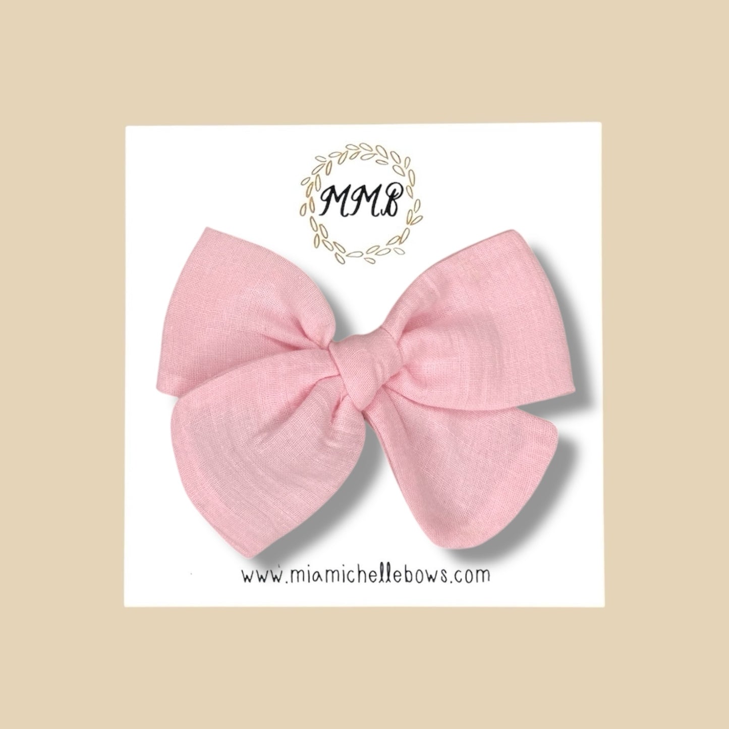 Hand-tied Gauze Bow in Pink