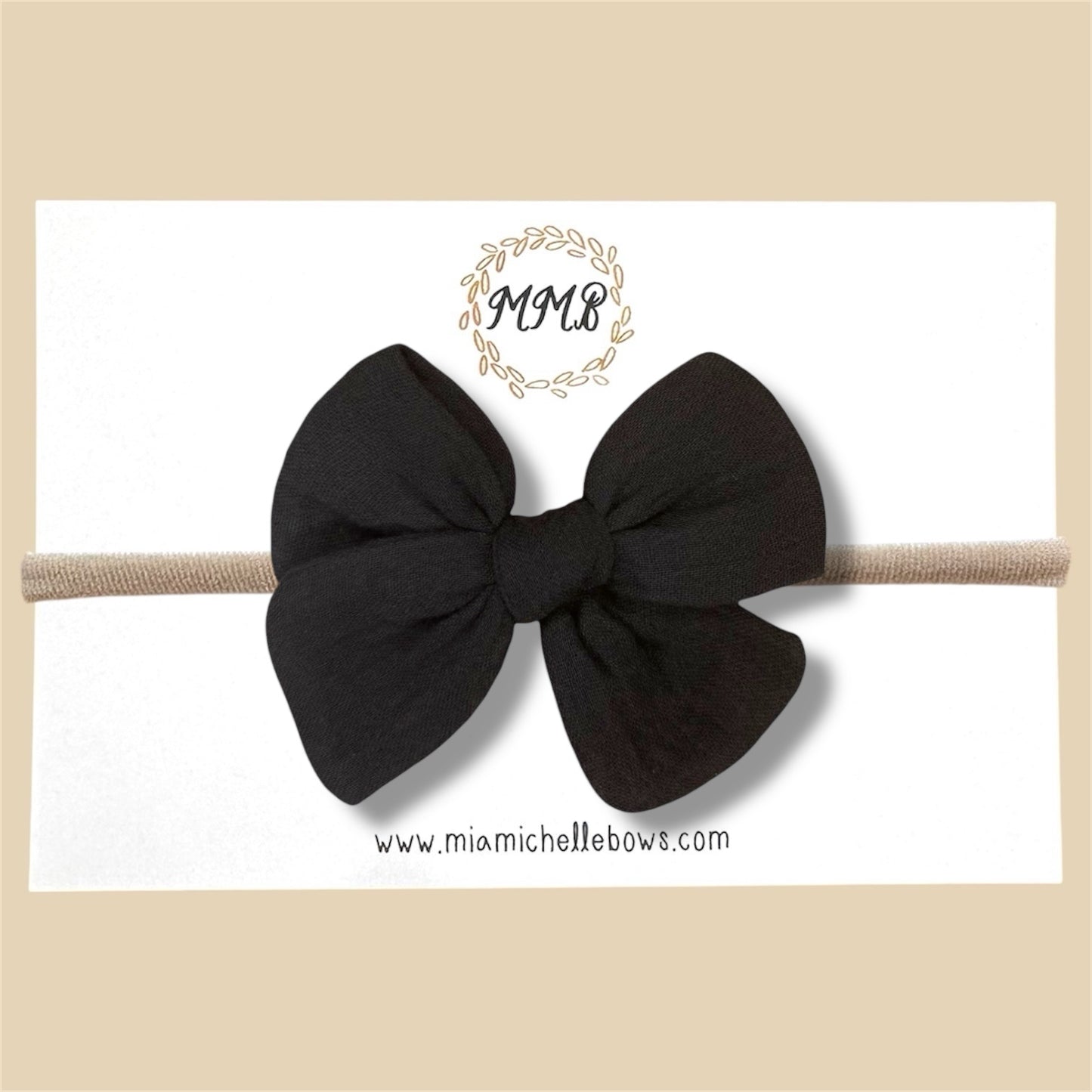 Hand-tied Gauze Bow in Black