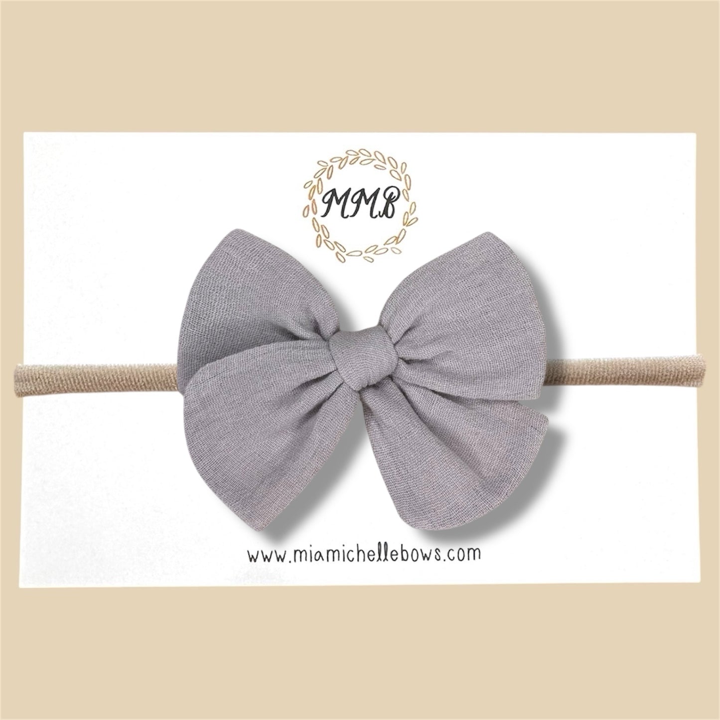 Hand-tied Gauze Bow in Gray