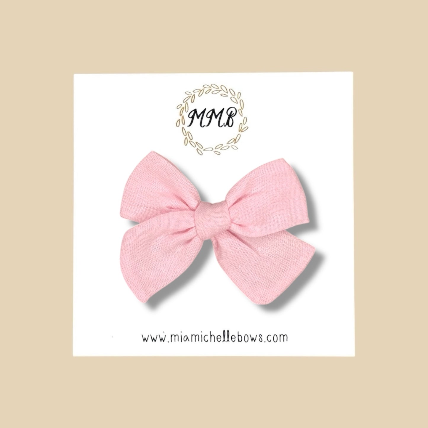 Hand-tied Gauze Bow in Pink