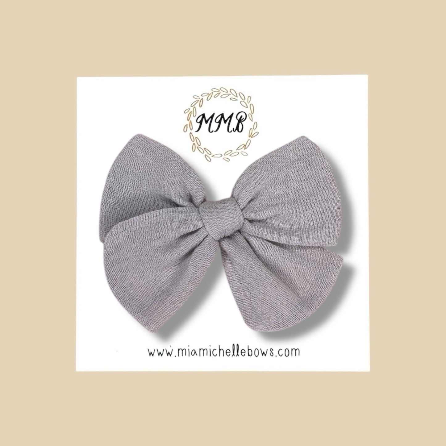 Hand-tied Gauze Bow in Gray