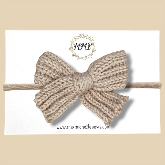 Sweater Bow in Tan