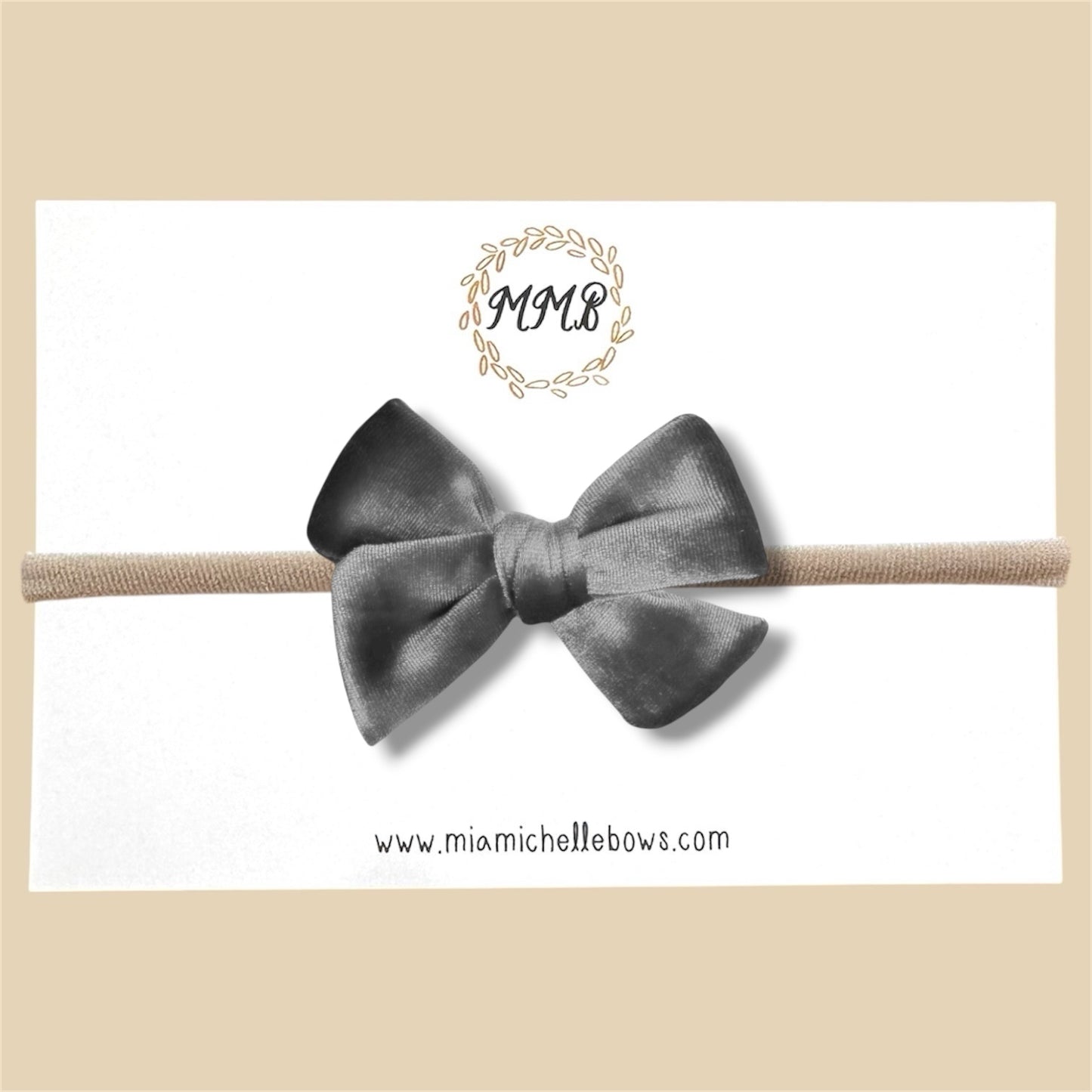 Velvet Bow in Silver Gray