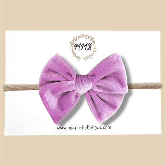 Velvet Bow in Lavender