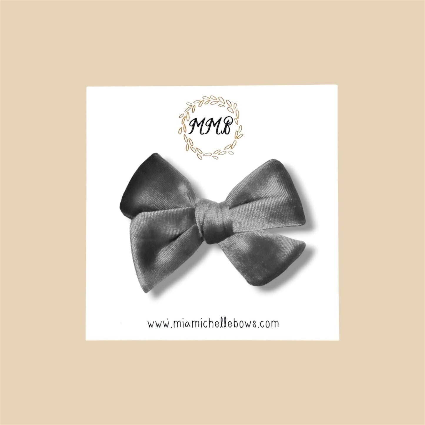 Velvet Bow in Silver Gray