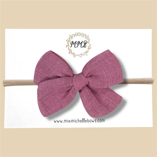 Hand-tied Gauze Bow in Mauve