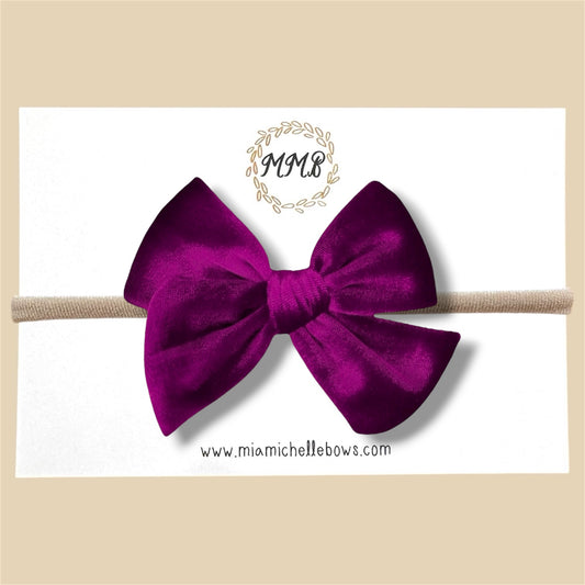 Velvet Bow in Fuchsia