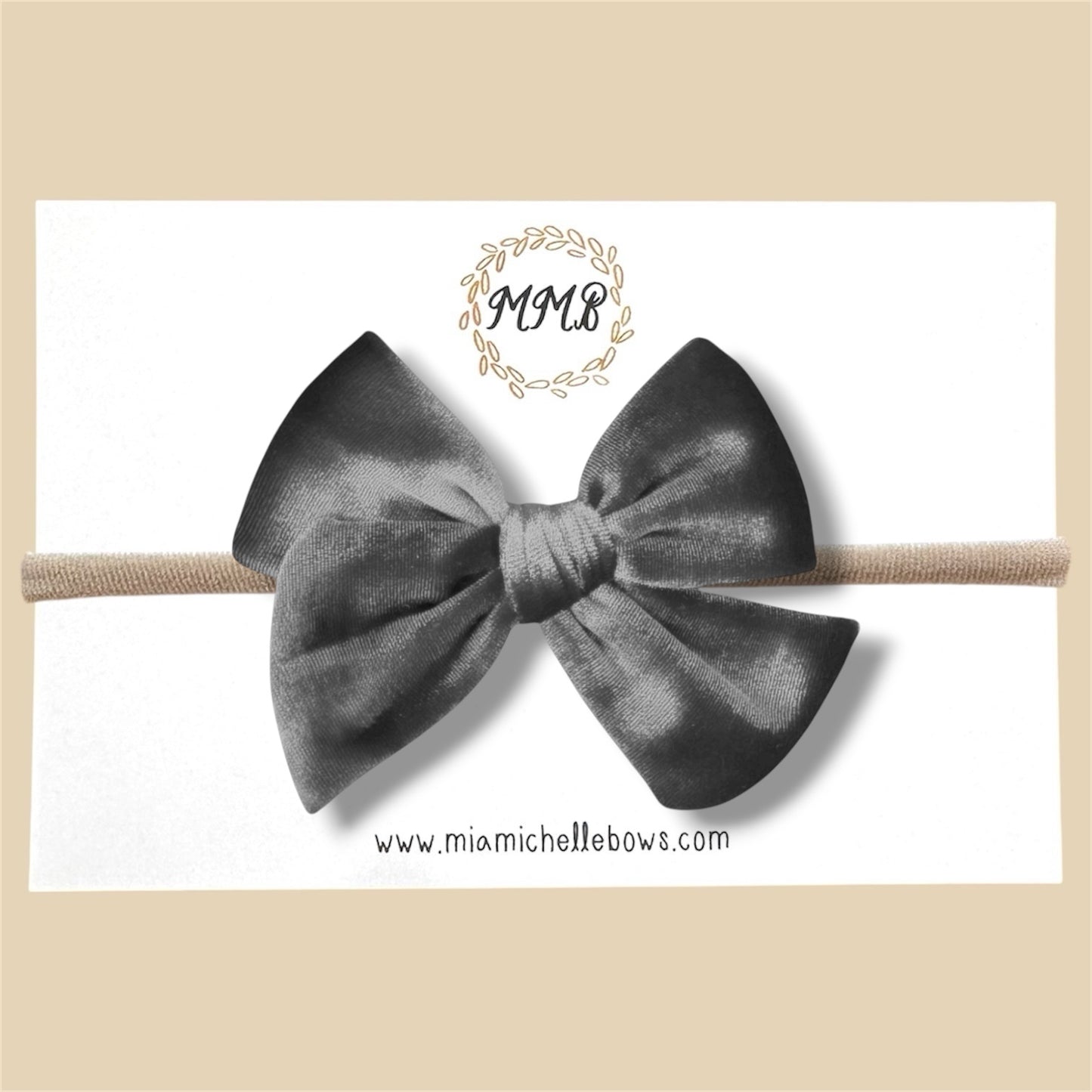 Velvet Bow in Silver Gray