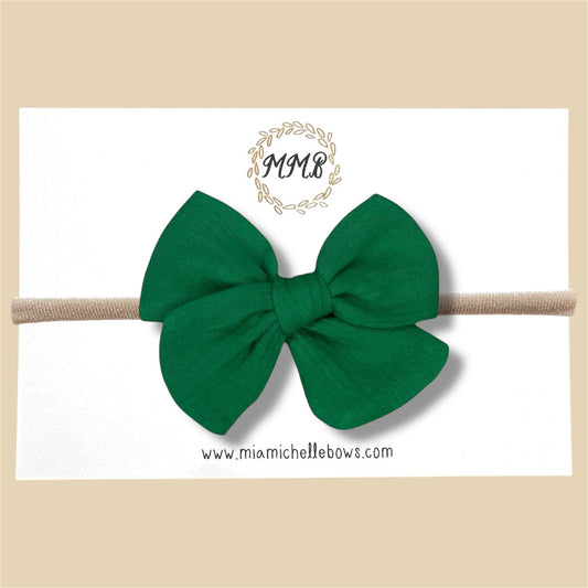 Hand-tied Gauze Bow in Emerald Green