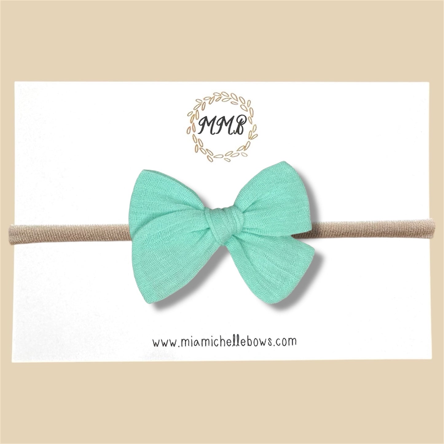 Hand-tied Gauze Bow in Mint