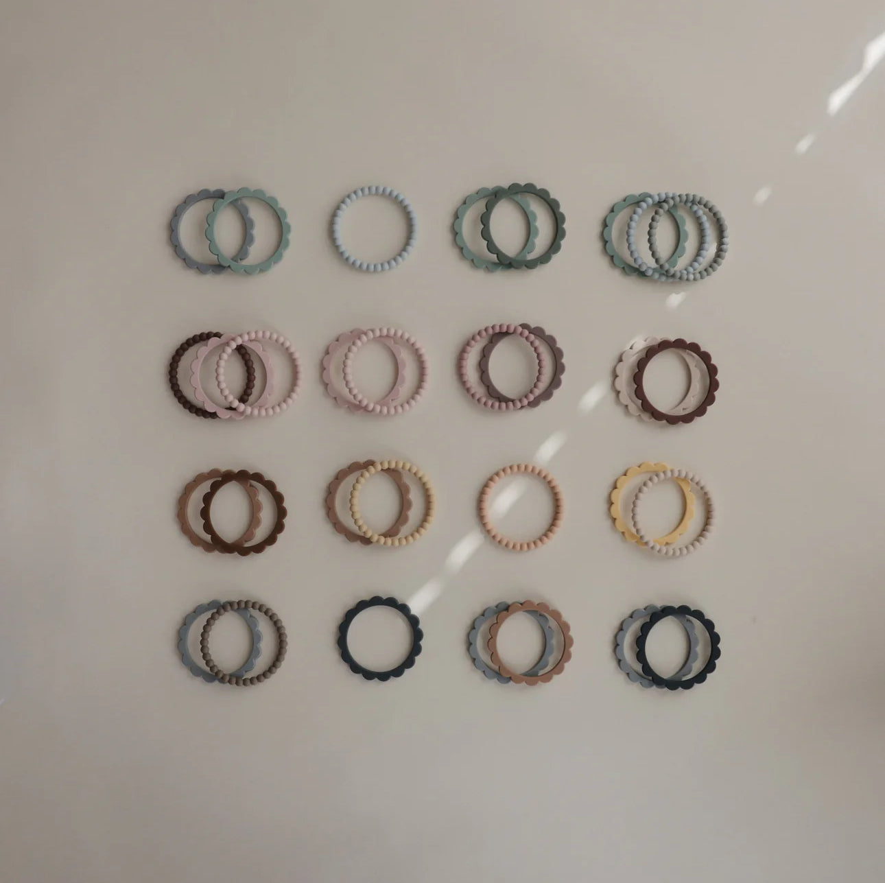 Mushie Pearl / Flower Teething Bracelet 3 Pack