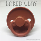 FRIGG Pacifier in Baked Clay