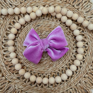 Velvet Bow in Lavender