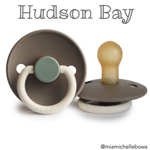 FRIGG Pacifier in Hudson Bay