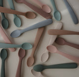 Mushie Silicone Feeding Spoons in Stone / Cloudy Mauve