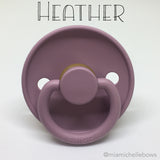 FRIGG Pacifier in Heather