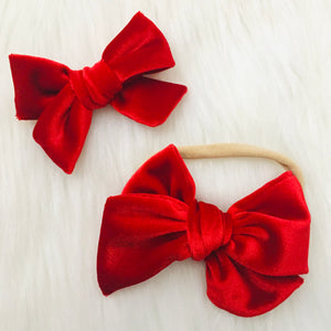 Velvet Bow in Red