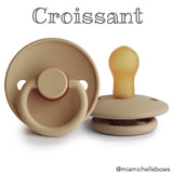 FRIGG Pacifier in Croissant