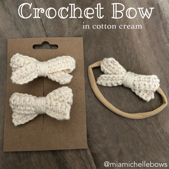 Crochet Bow in Cream