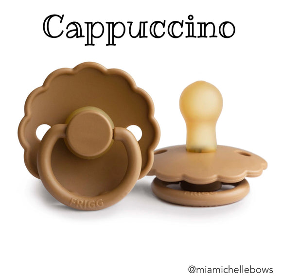 FRIGG Pacifier in Cappuccino Daisy